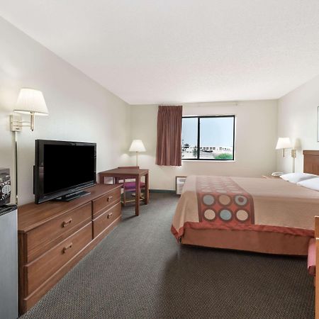 Super 8 By Wyndham Smithville Lake מראה חיצוני תמונה