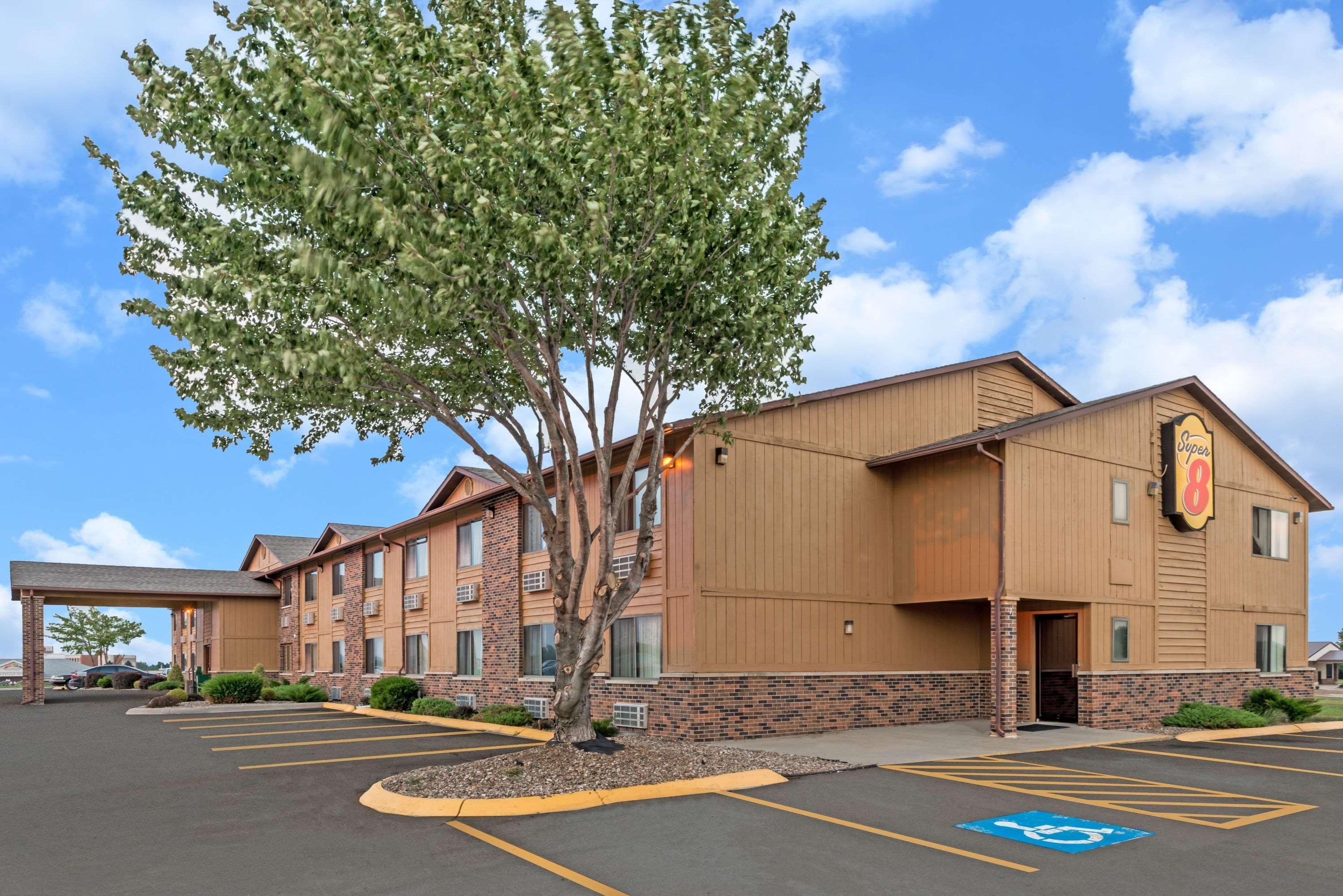 Super 8 By Wyndham Smithville Lake מראה חיצוני תמונה
