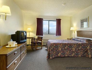 Super 8 By Wyndham Smithville Lake חדר תמונה
