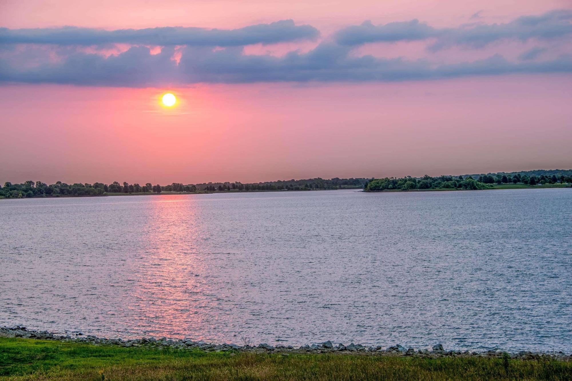 Super 8 By Wyndham Smithville Lake מראה חיצוני תמונה